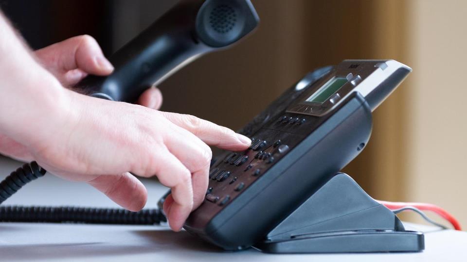 Lenkje til artikkel: Informasjon om telefonnummer til avdelingsleiar på Vanylven helse- og omsorgssenter